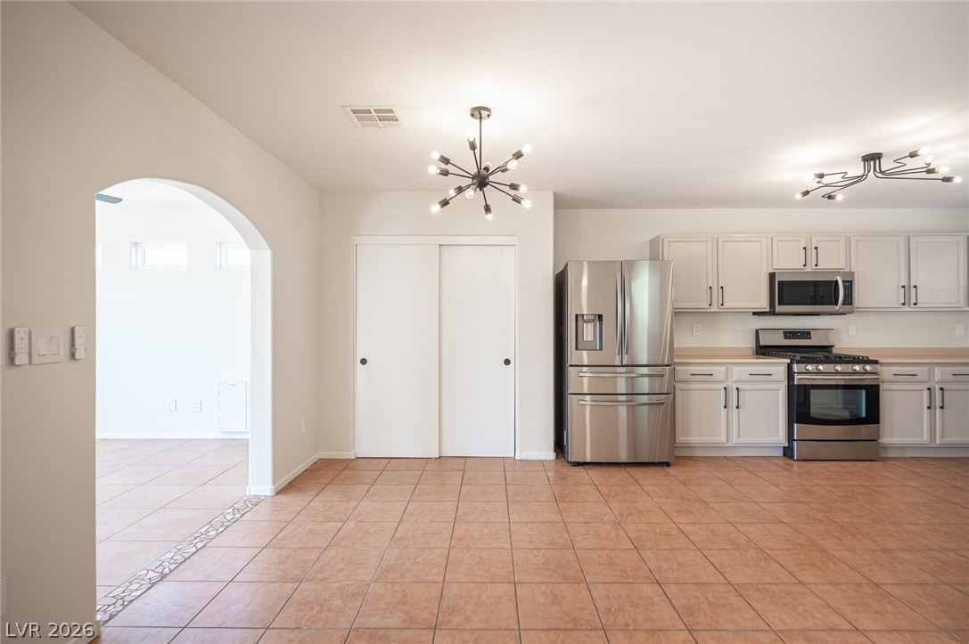 6133 Crystal Talon Street