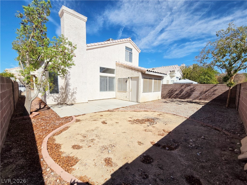 1724 Leaning Pine Way
