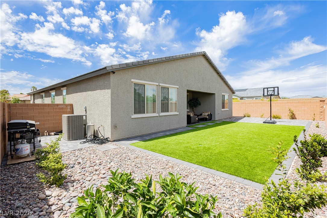 9508 Bombinate Court