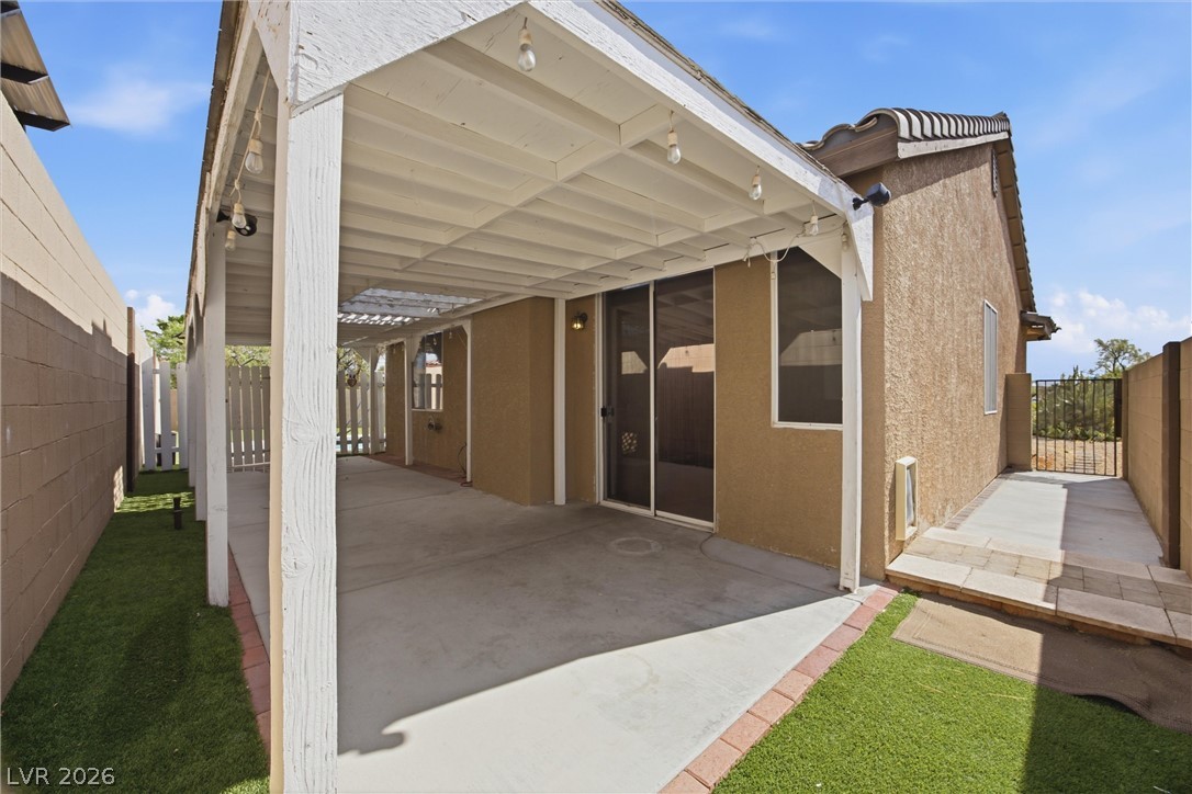 9113 Black Slate Street