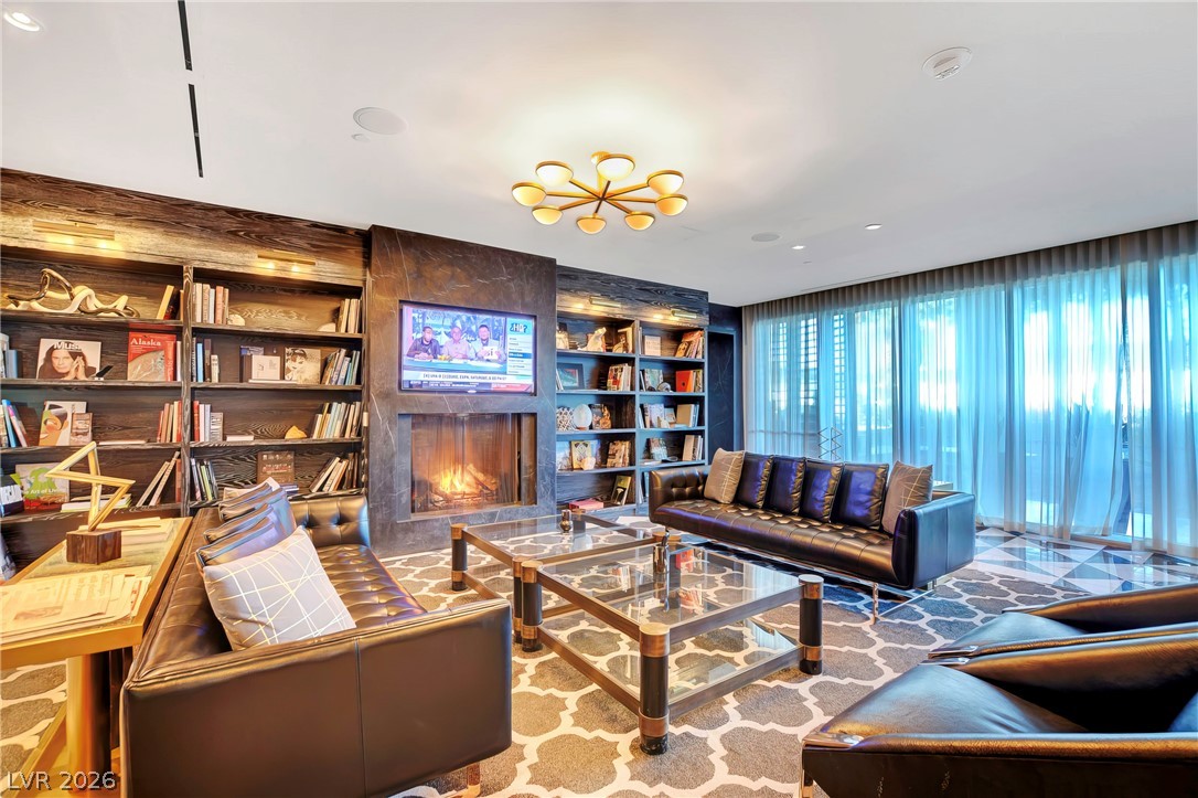 4471 Dean Martin Drive 810