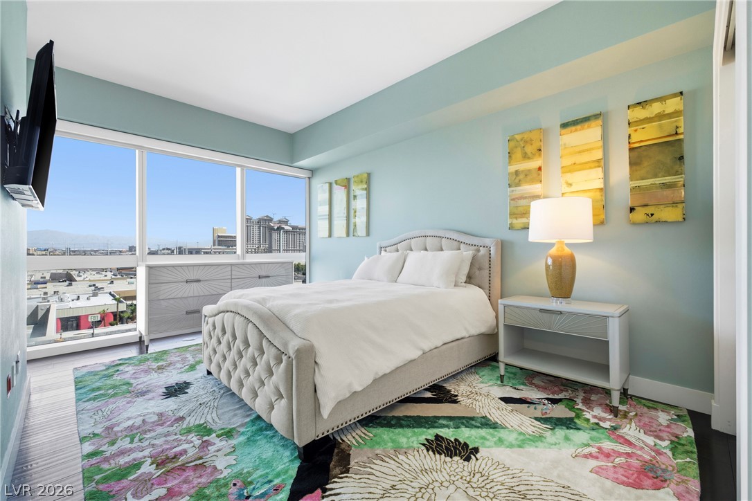 4471 Dean Martin Drive 810