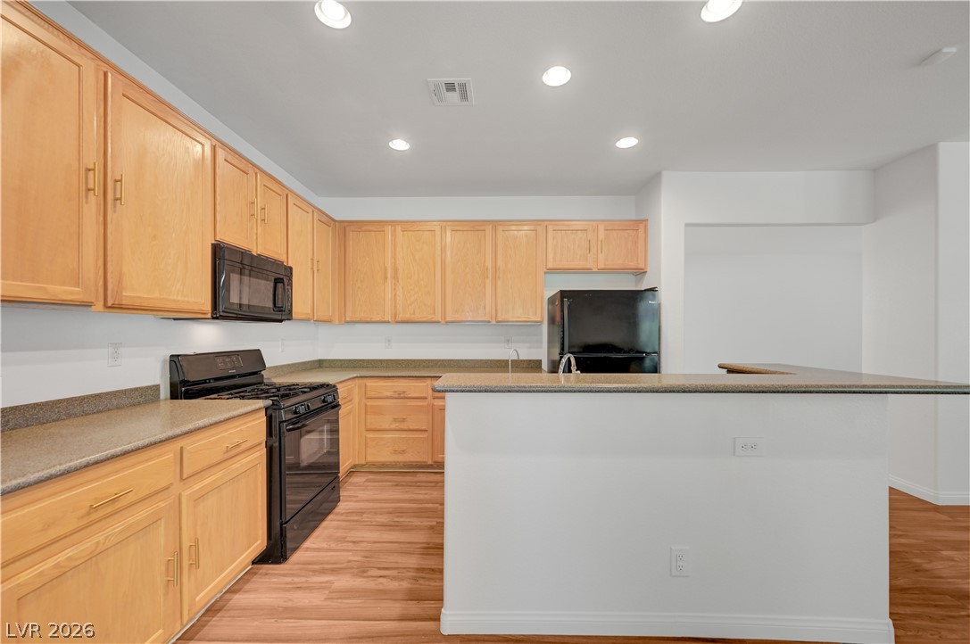 4987 Canadian Lynx Court