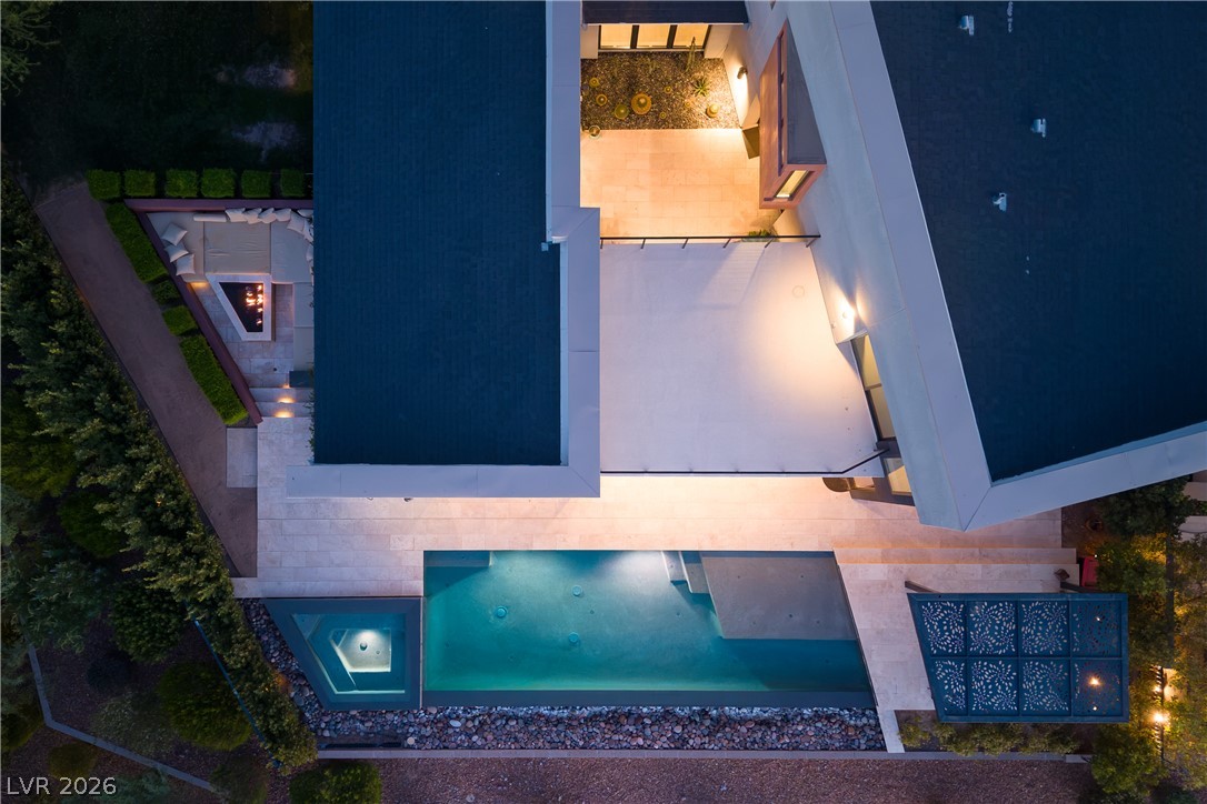 2192 Overlook Canyon Lane
