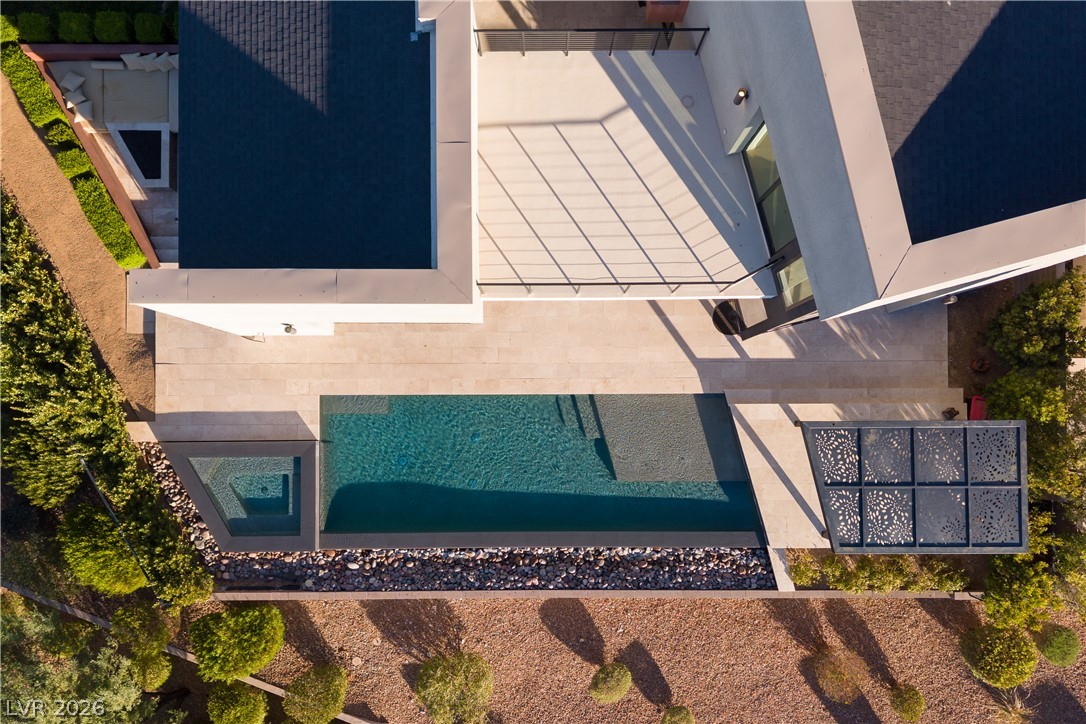 2192 Overlook Canyon Lane
