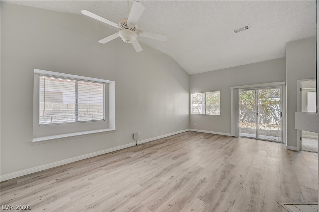 386 El Pico Drive
