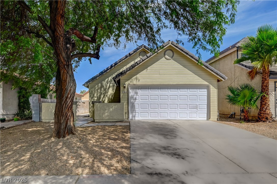 386 El Pico Drive