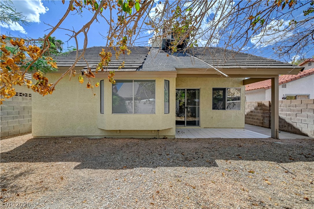 386 El Pico Drive