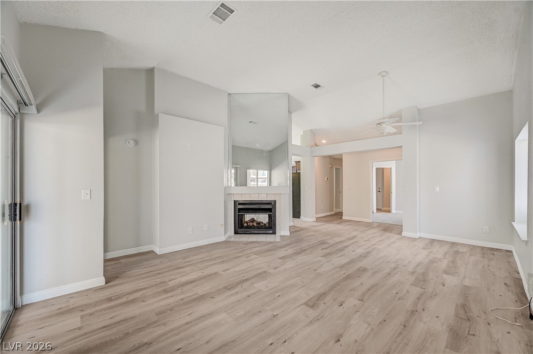 386 El Pico Drive