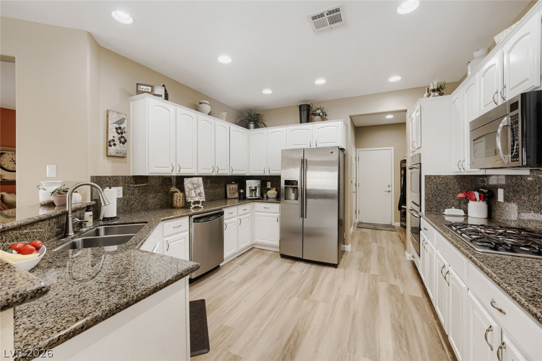 2381 Orangeburg Place