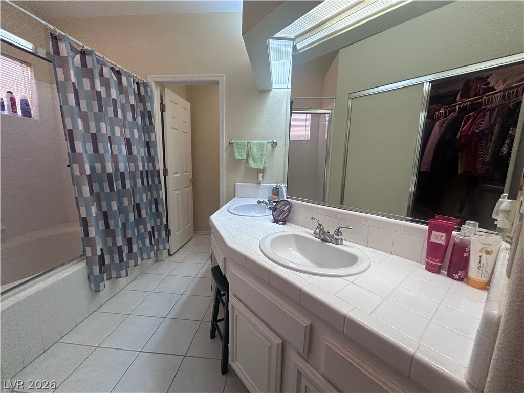 4805 Crimson Glory Lane