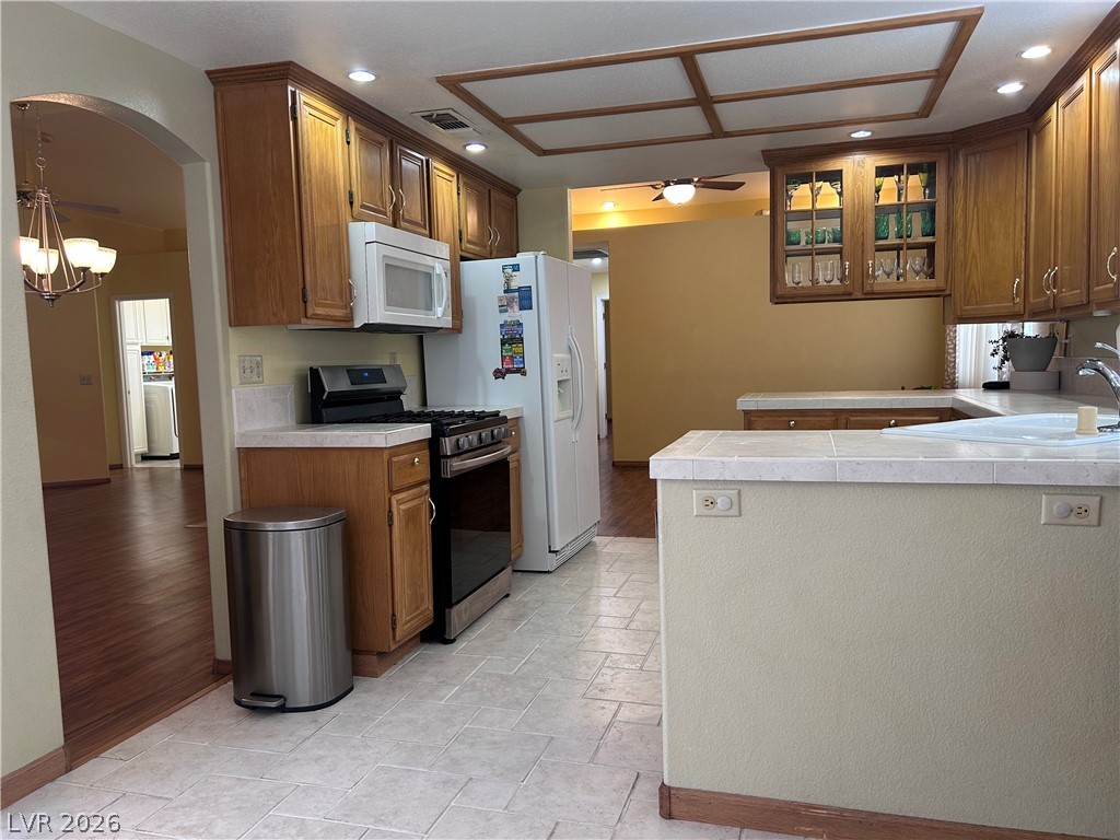 4805 Crimson Glory Lane