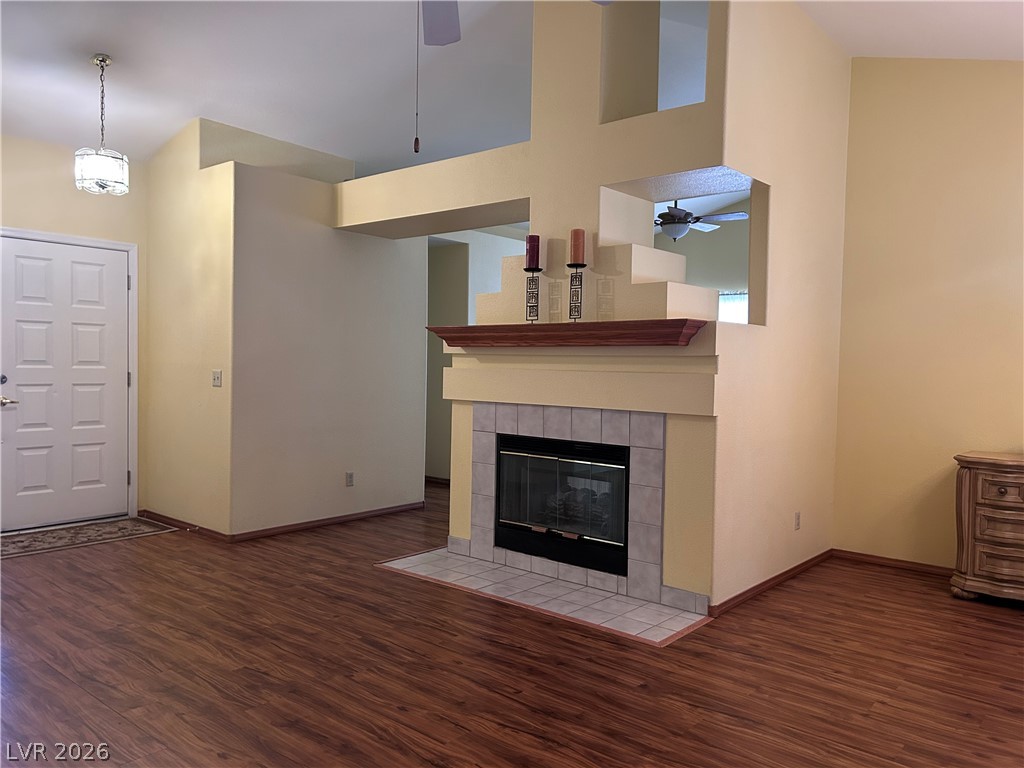 4805 Crimson Glory Lane