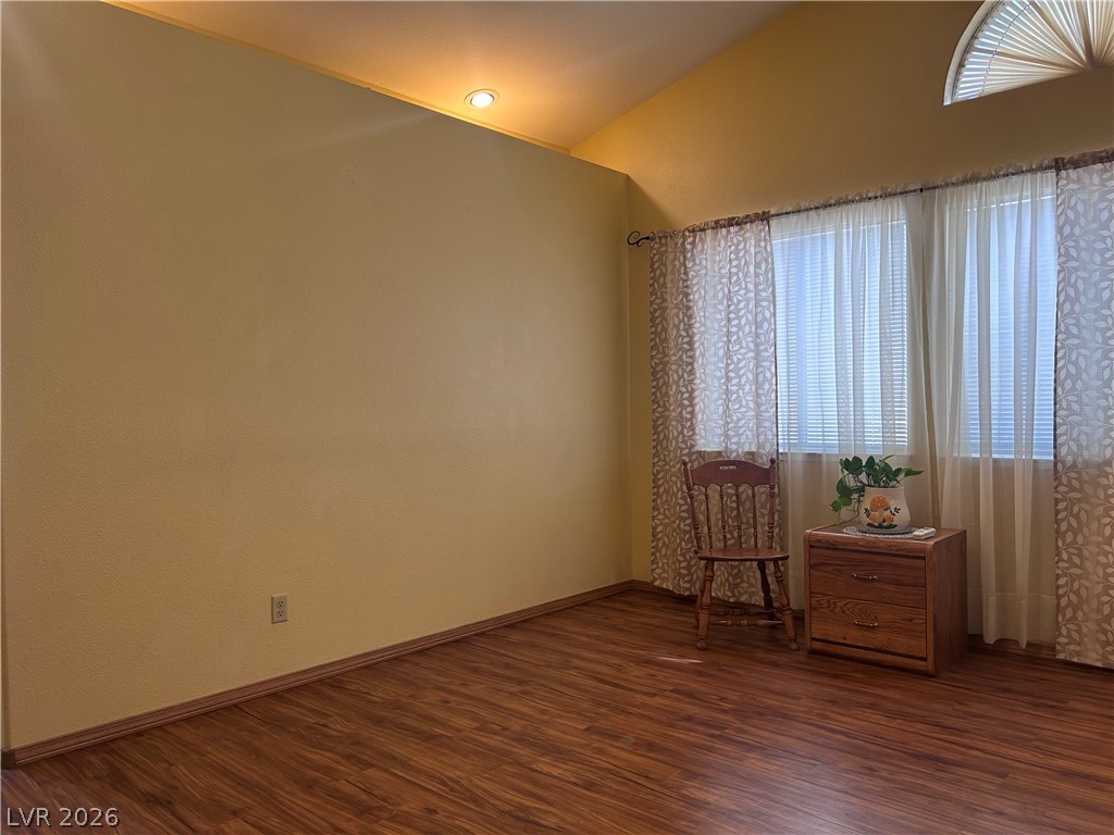 4805 Crimson Glory Lane