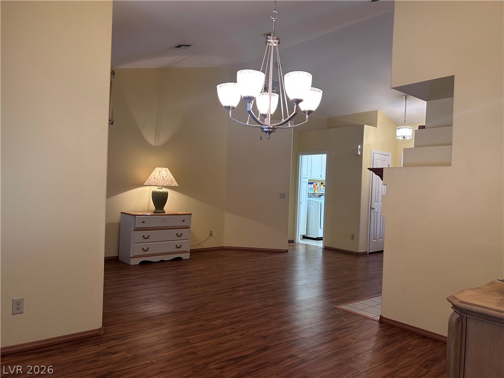 4805 Crimson Glory Lane