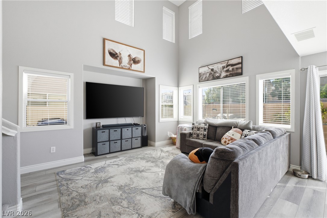 9144 Starling Wing Place