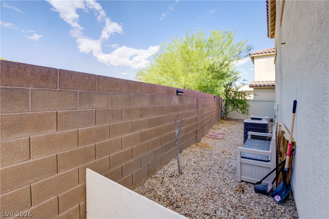 9144 Starling Wing Place