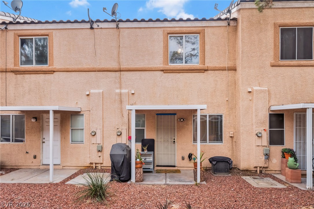 2207 Sleepy Court