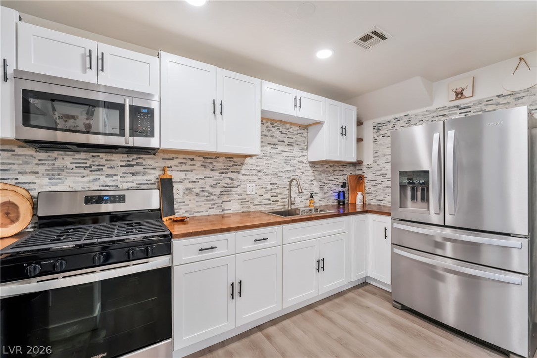 2207 Sleepy Court