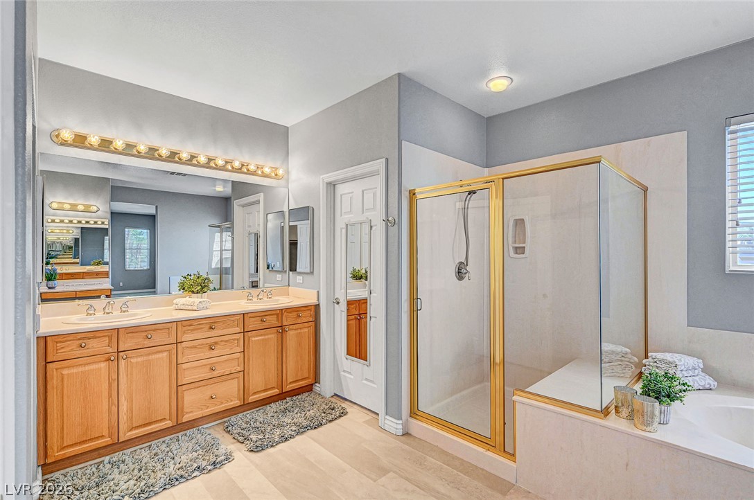 4387 Spooner Lake Circle