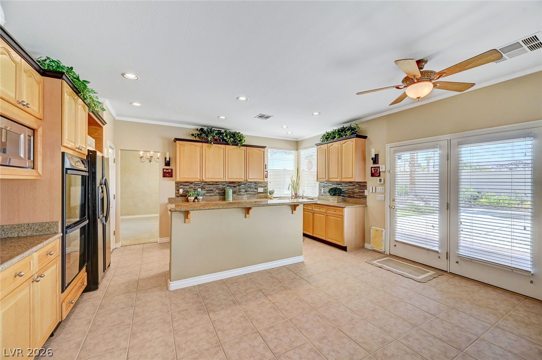 4387 Spooner Lake Circle