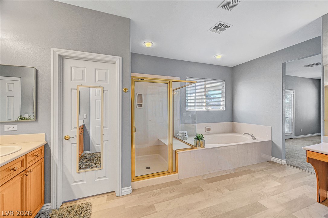 4387 Spooner Lake Circle