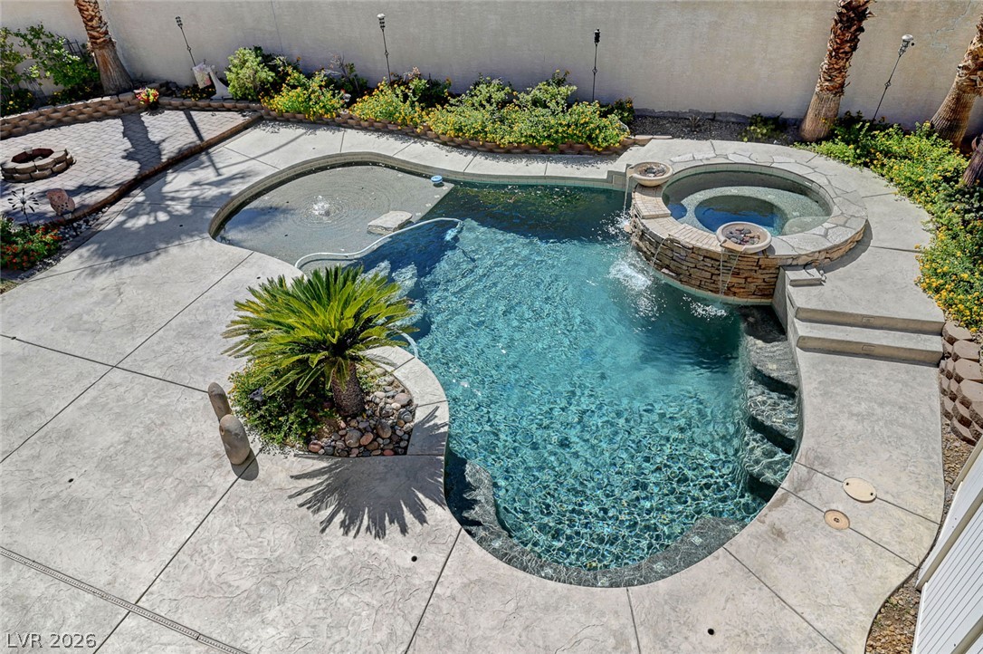 4387 Spooner Lake Circle