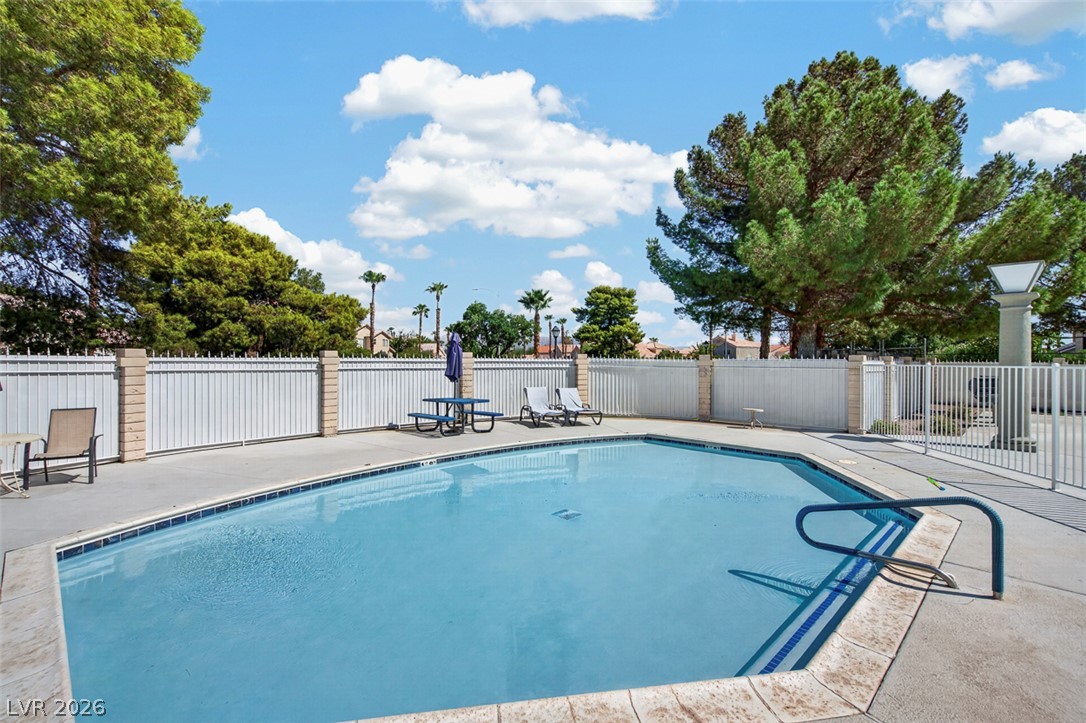 6673 Coral Falls Circle