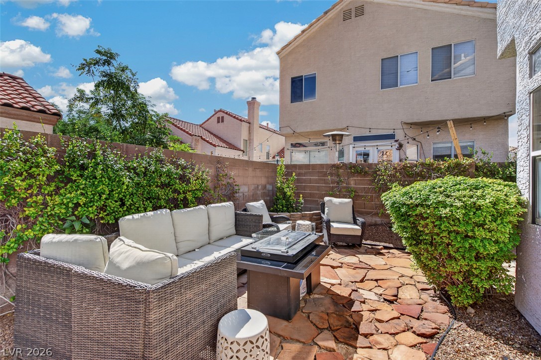 6673 Coral Falls Circle