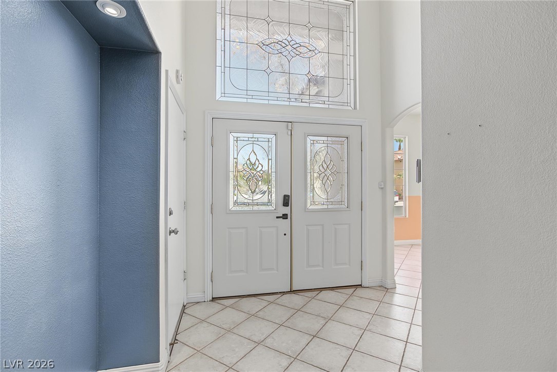 911 Sterling Thorn Court