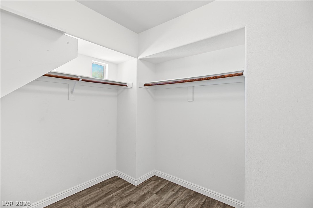 911 Sterling Thorn Court