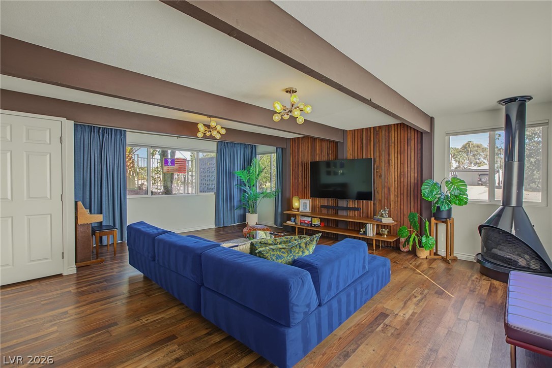 1663 Pawnee Drive
