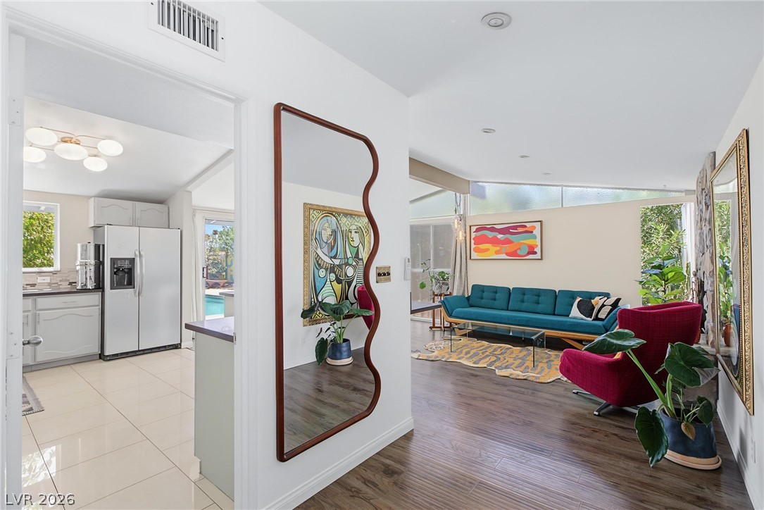 1663 Pawnee Drive