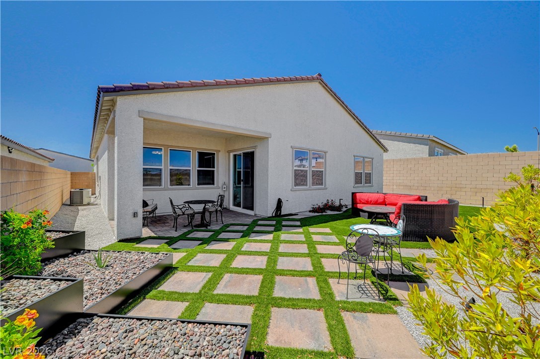 10124 Meandering Dell Avenue
