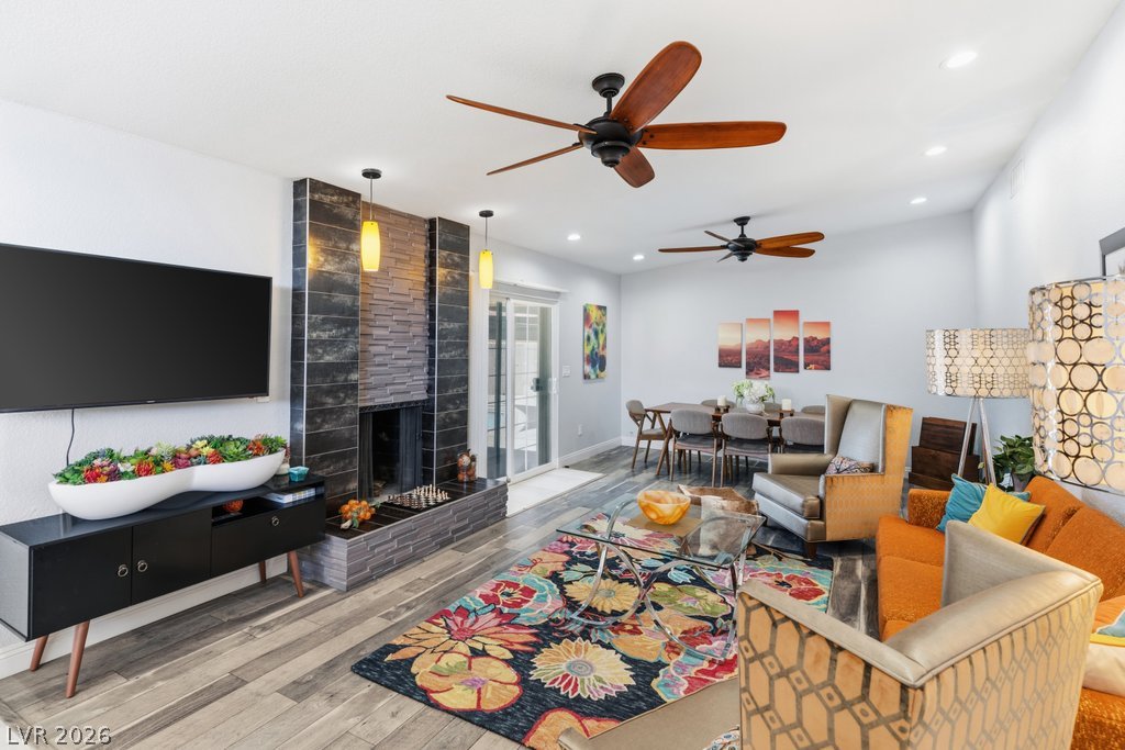 3327 Seminole Circle