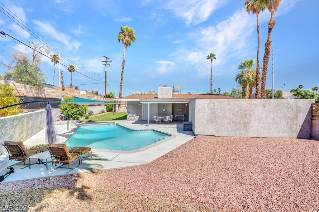 3327 Seminole Circle