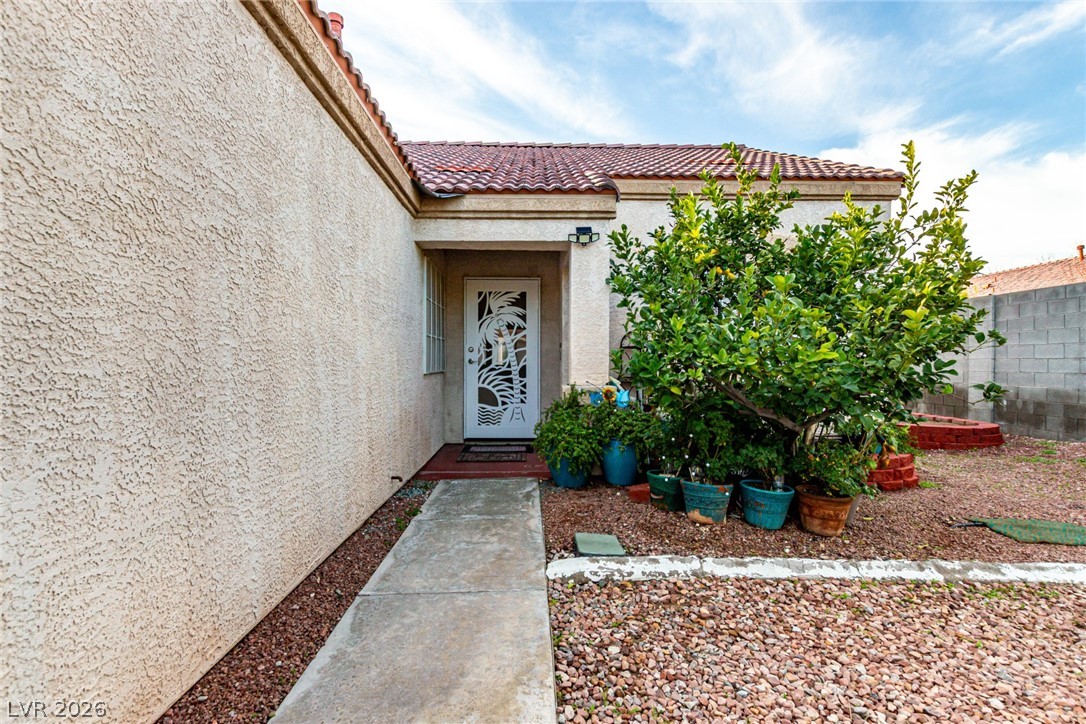 5931 Whalers Drift Street