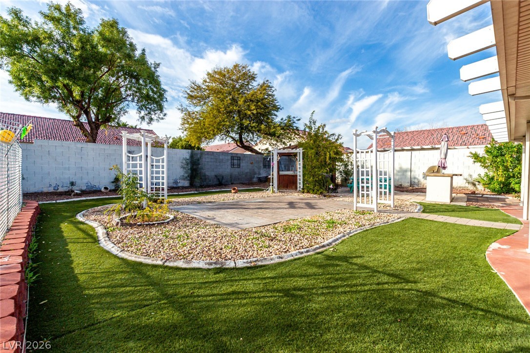 5931 Whalers Drift Street