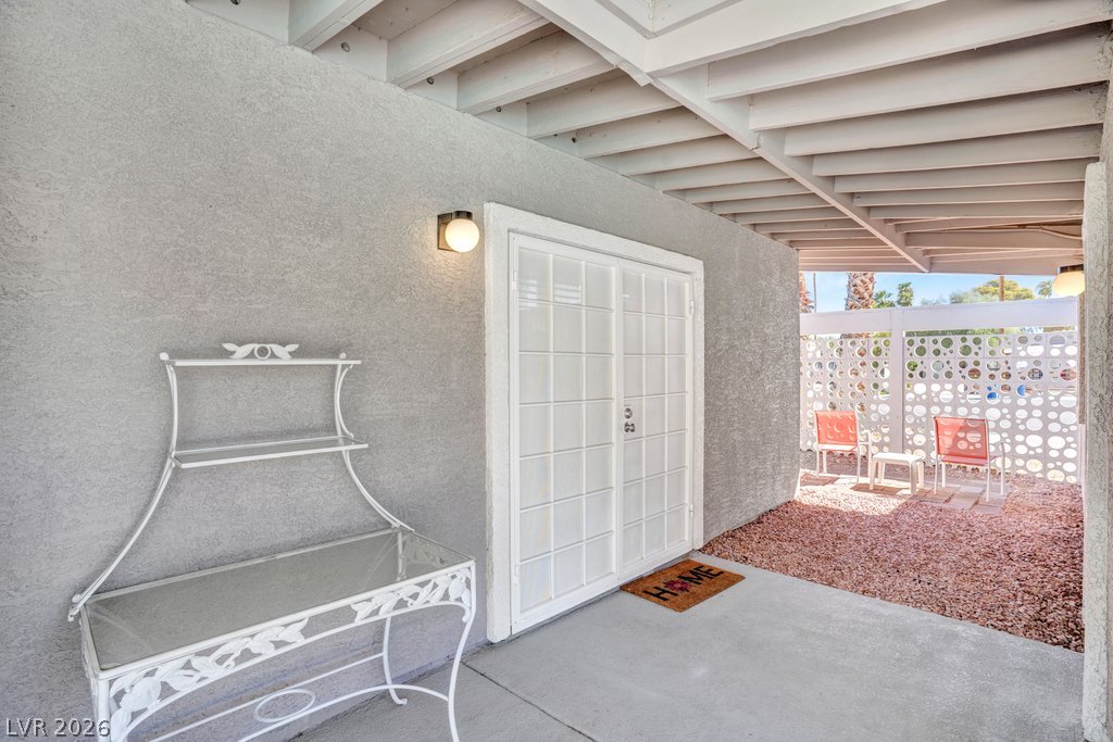 3327 Seminole Circle