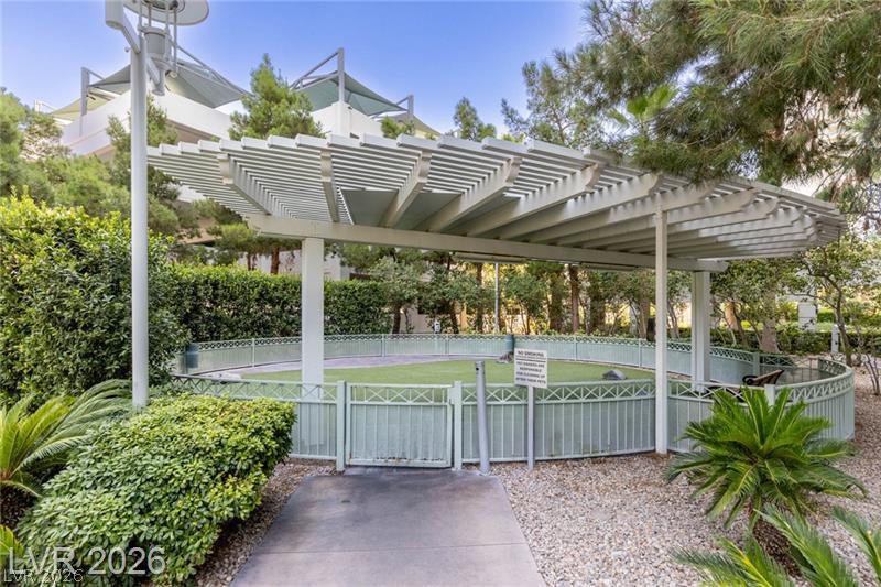 222 Karen Avenue 2301