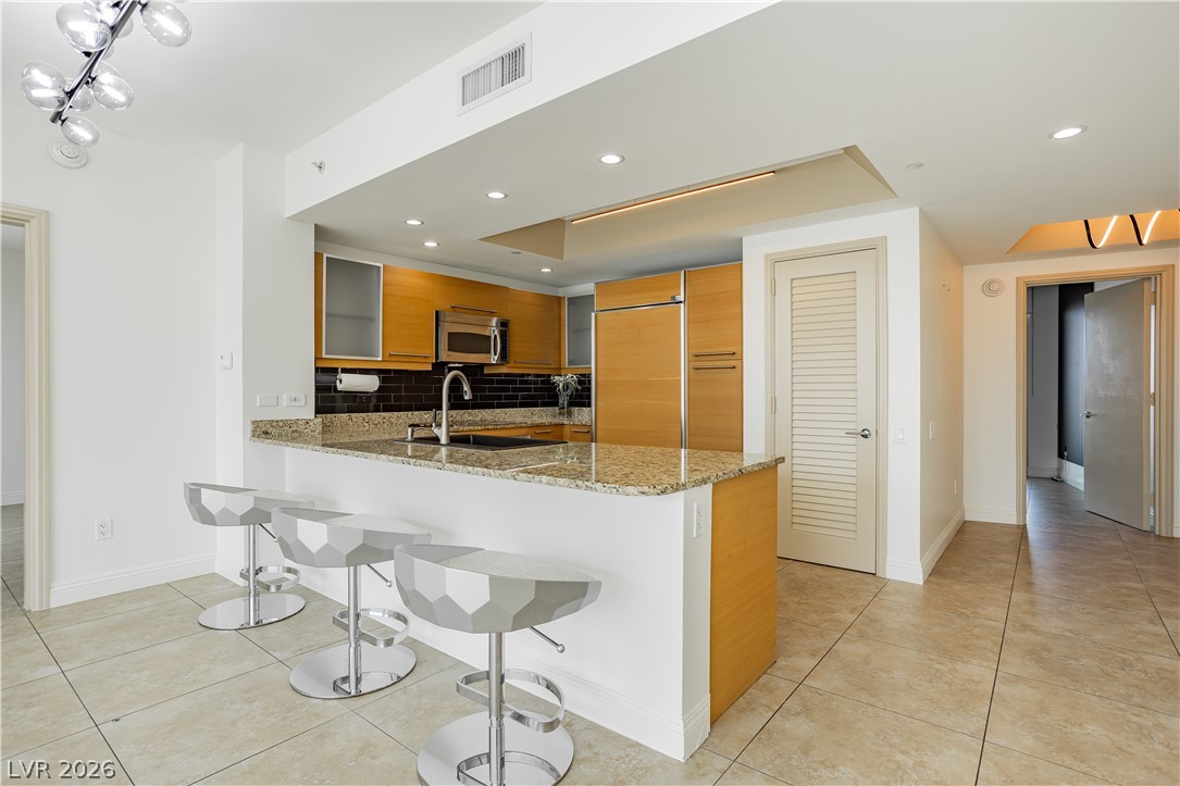 222 Karen Avenue 2301