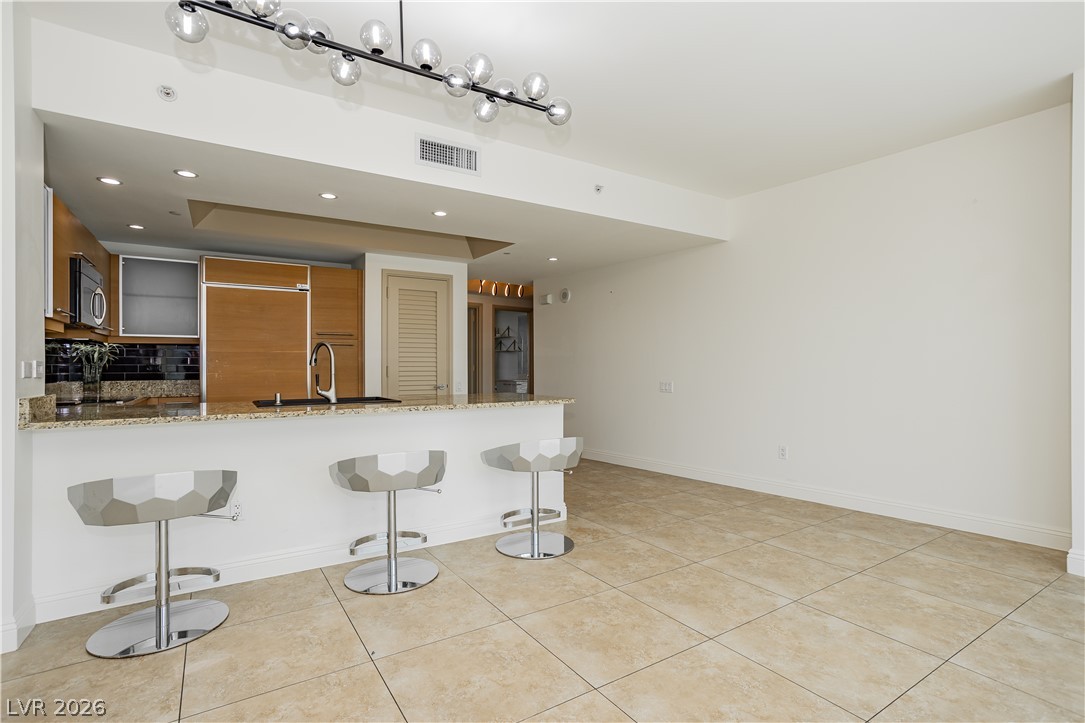 222 Karen Avenue 2301