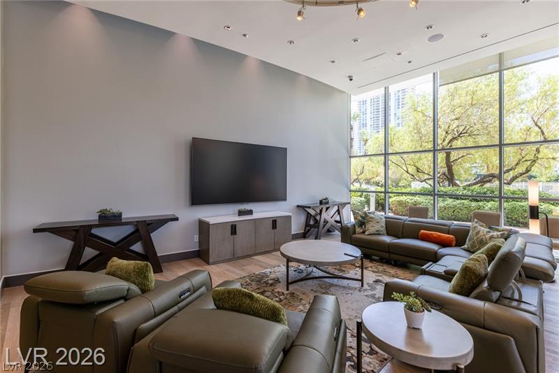 222 Karen Avenue 2301