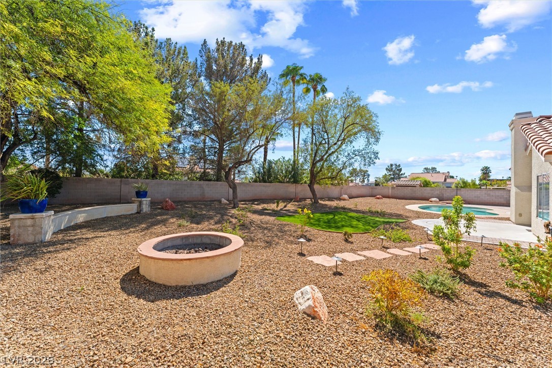 5616 Sageridge Circle