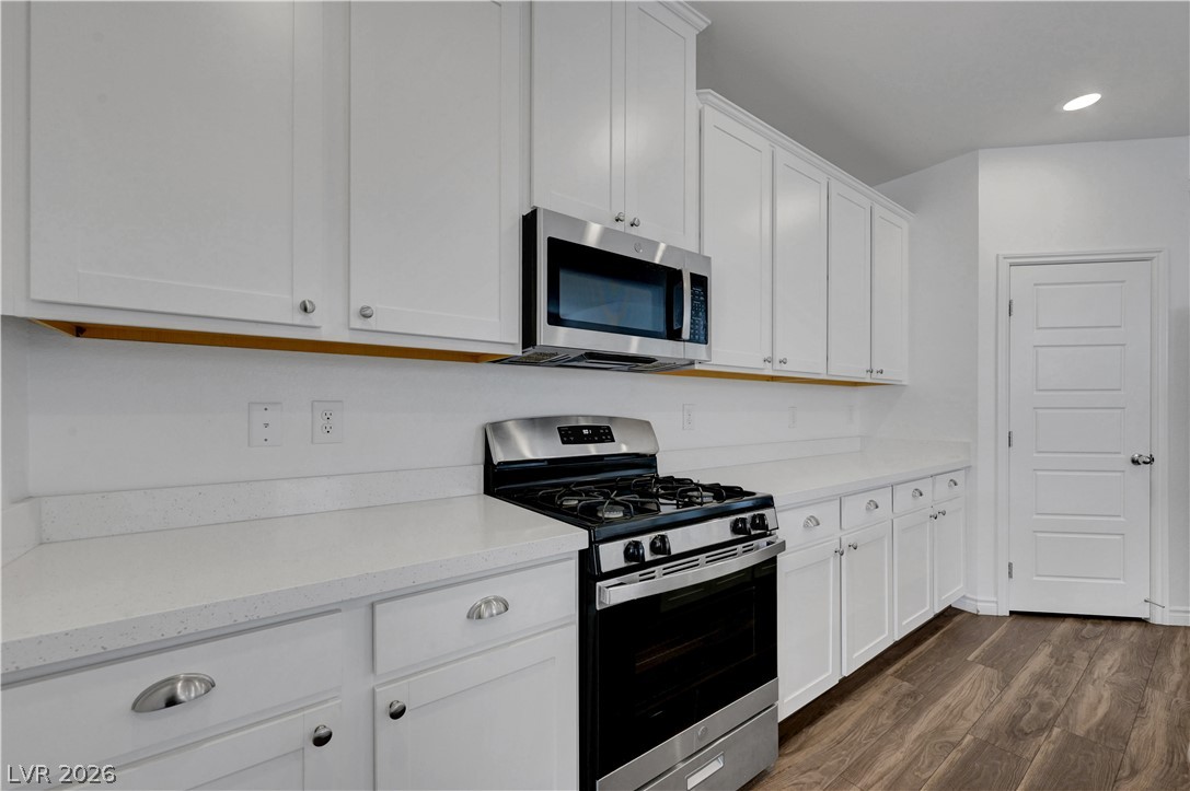 6810 Gaslamp Harbor Avenue