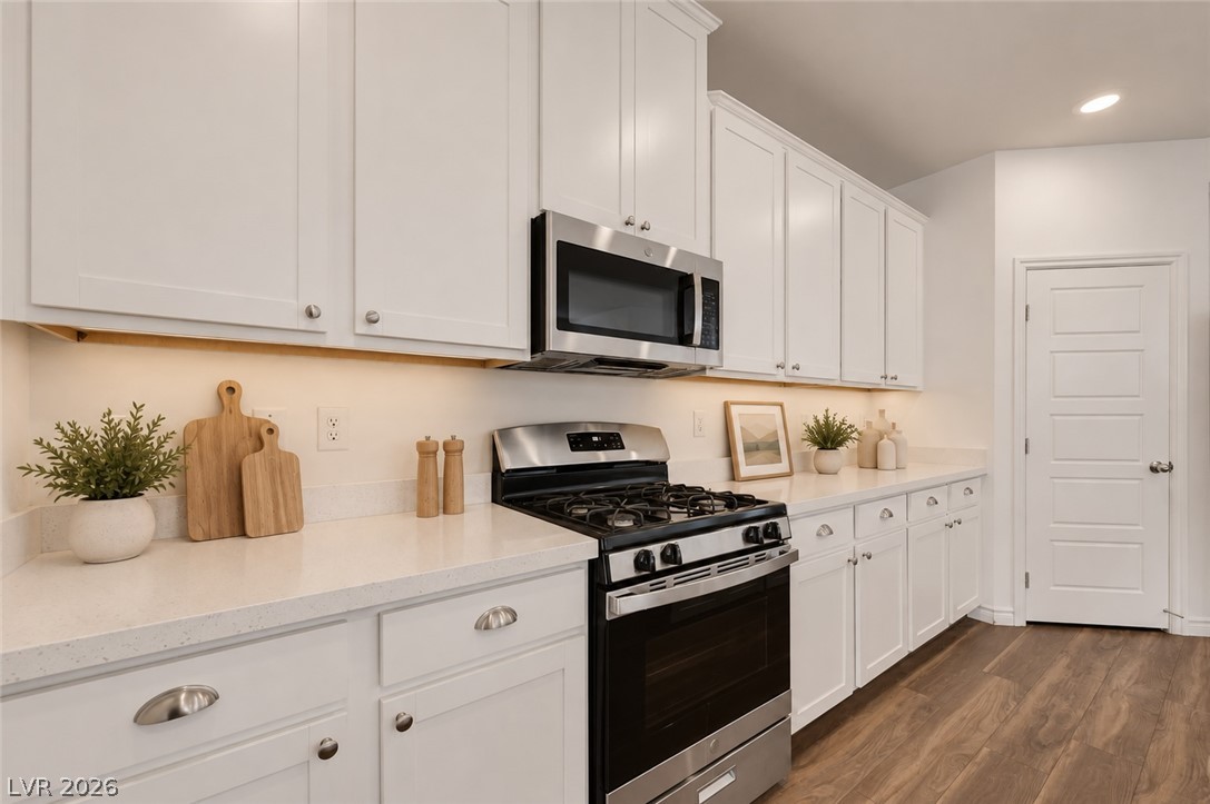 6810 Gaslamp Harbor Avenue