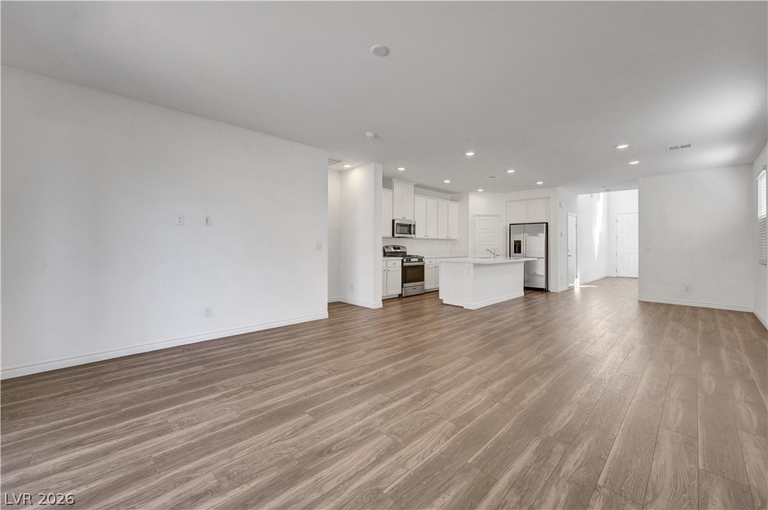 6810 Gaslamp Harbor Avenue
