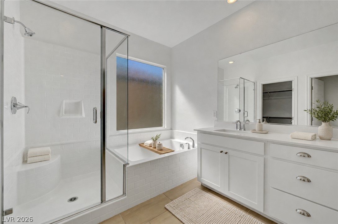 6810 Gaslamp Harbor Avenue