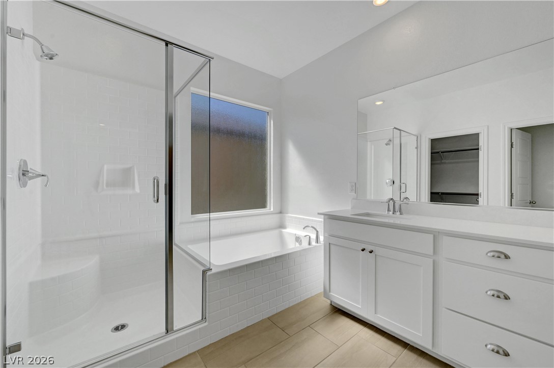 6810 Gaslamp Harbor Avenue