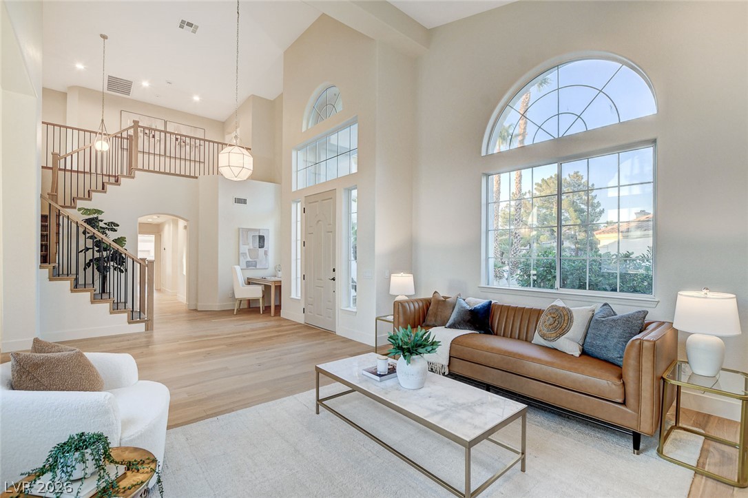 1929 Gleneagles Court